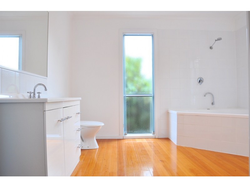 6 Dumbleton Street, Hawley Beach TAS 7307