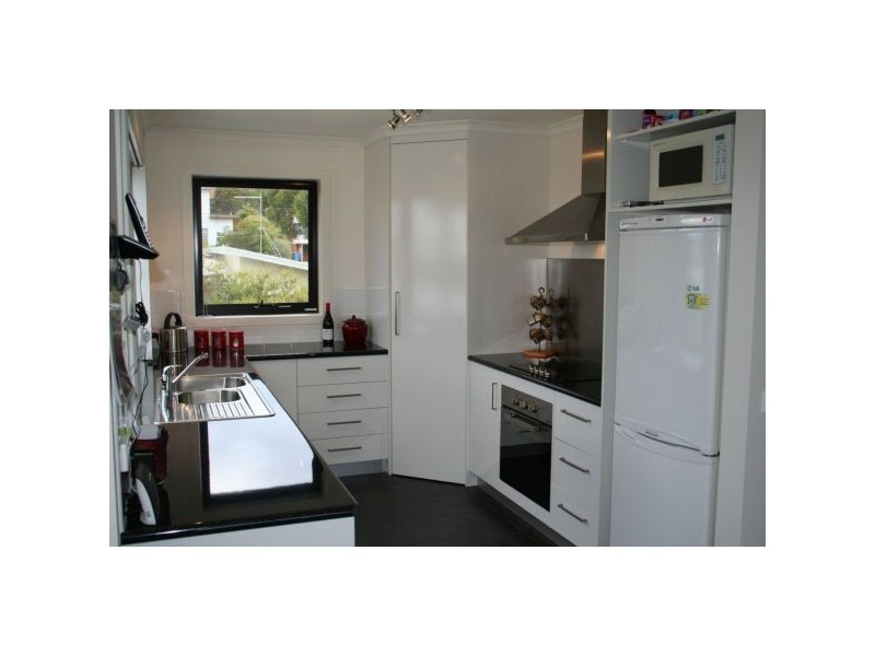 1 Paradise Place, Hawley Beach TAS 7307
