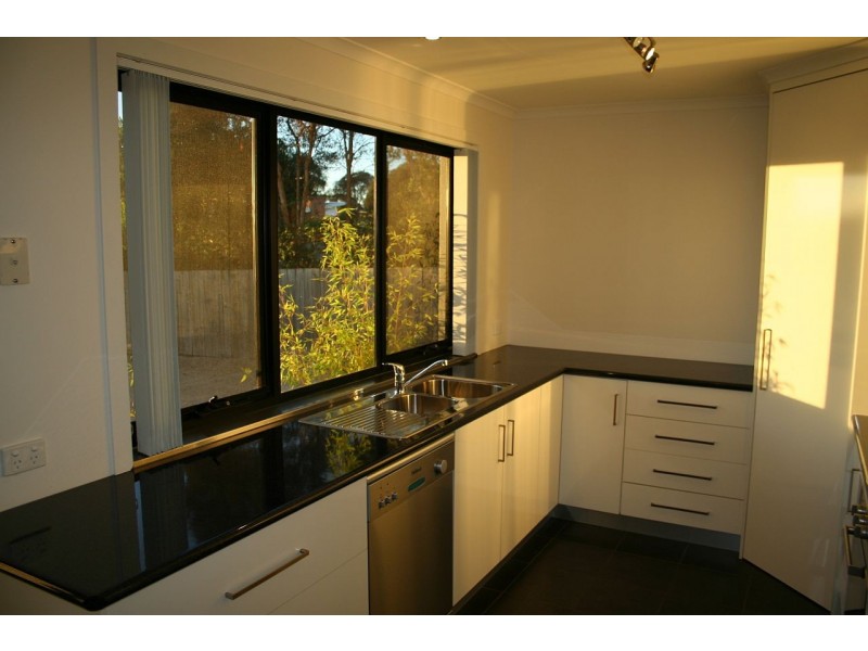 1 Paradise Place, Hawley Beach TAS 7307
