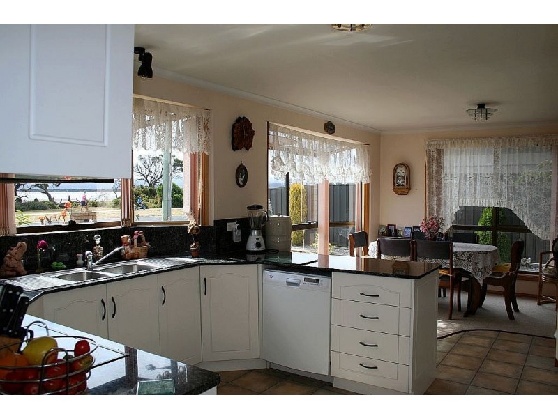 41 Shearwater Esp, Shearwater TAS 7307