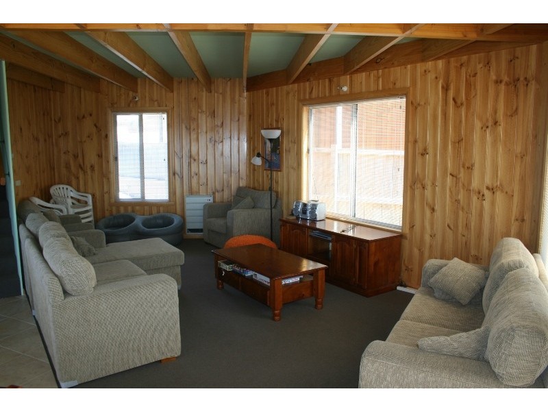 2/1 Merlot Court, Hawley Beach TAS 7307