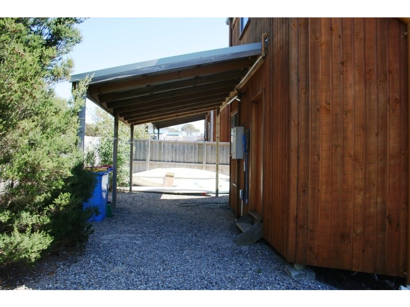 2/1 Merlot Court, Hawley Beach TAS 7307