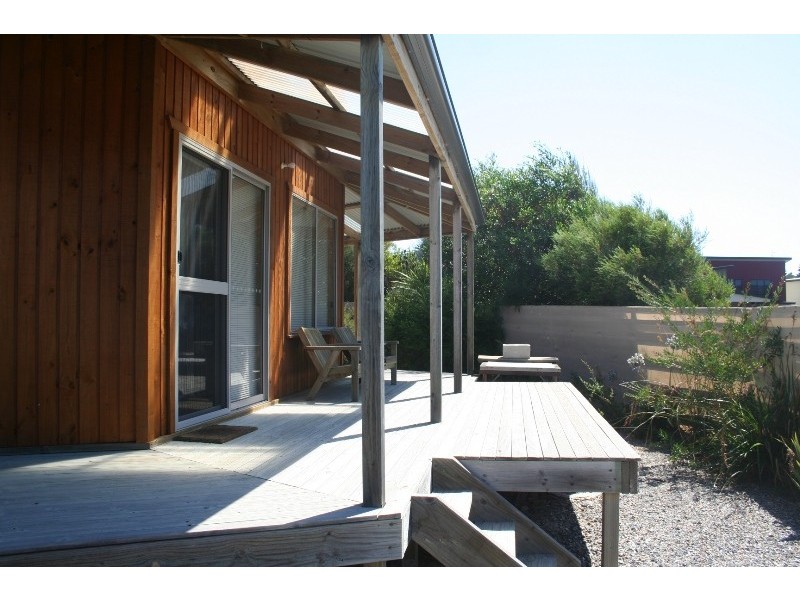 2/1 Merlot Court, Hawley Beach TAS 7307