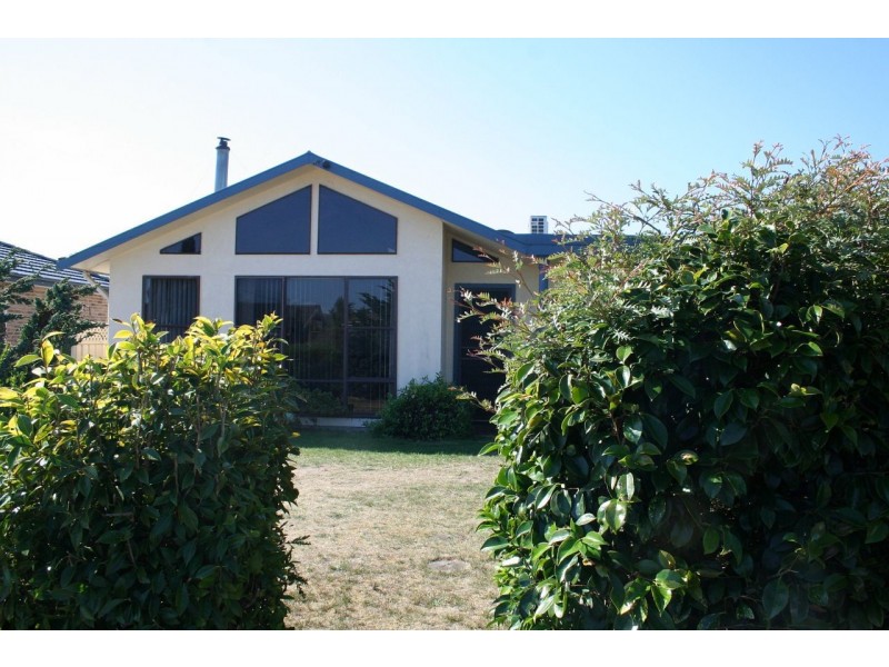 3/15 Club Drive, Shearwater TAS 7307