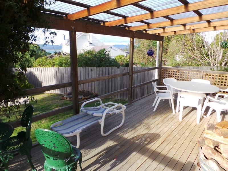 9 Correa Court, Hawley Beach TAS 7307