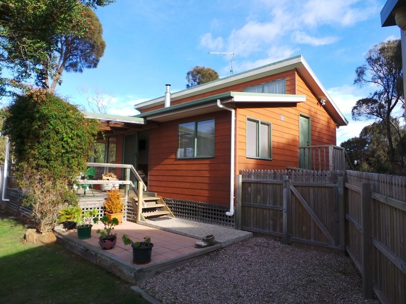 9 Correa Court, Hawley Beach TAS 7307