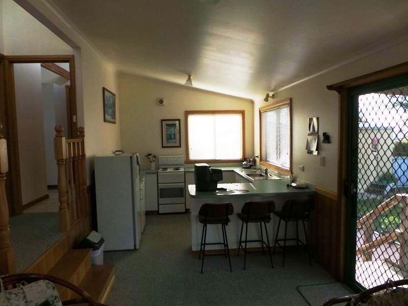 9 Correa Court, Hawley Beach TAS 7307