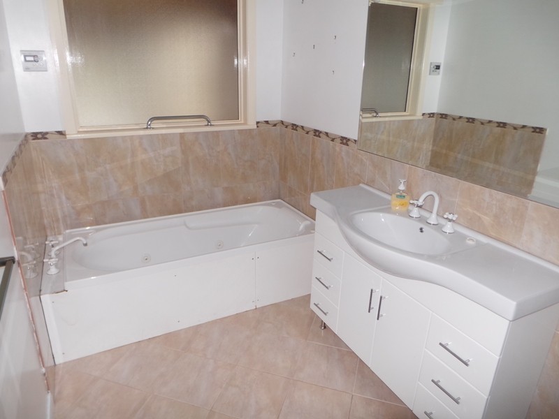 3/15 Club Drive, Shearwater TAS 7307