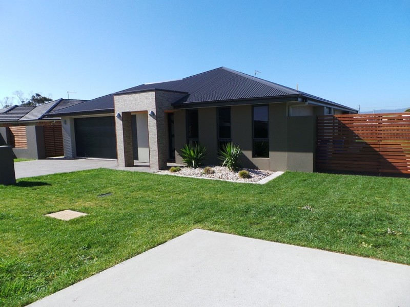 4 Franklin Drive, Shearwater TAS 7307