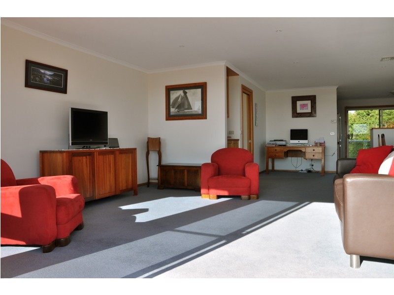 19 Shearwater Esplanade, Shearwater TAS 7307