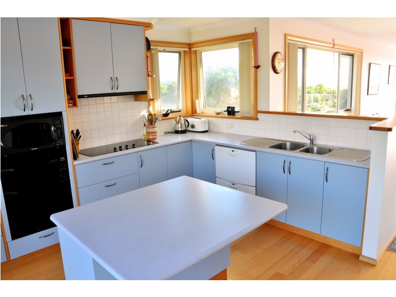 19 Shearwater Esplanade, Shearwater TAS 7307