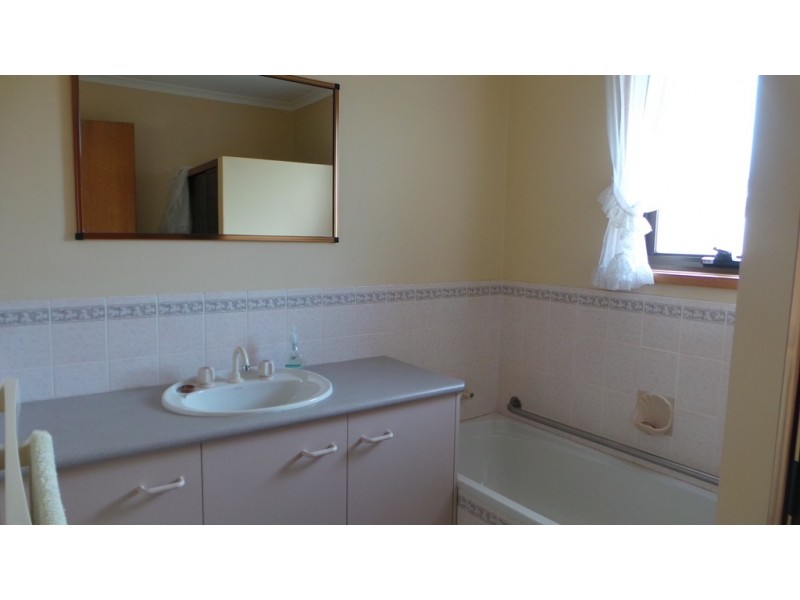Unit 9/1 Seahaven Crescent, Shearwater TAS 7307