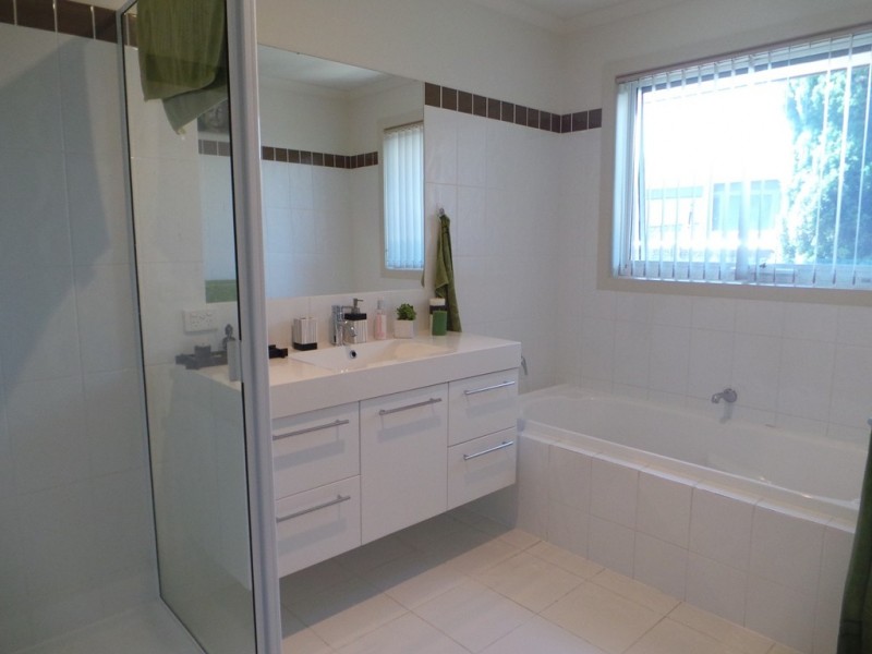 10 Inlet Court, Shearwater TAS 7307