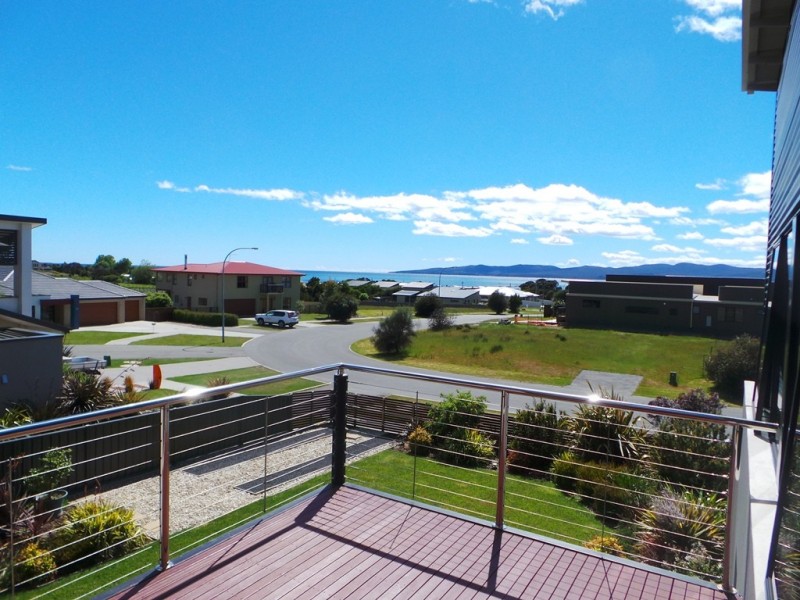 9 Cabernet Court, Hawley Beach TAS 7307