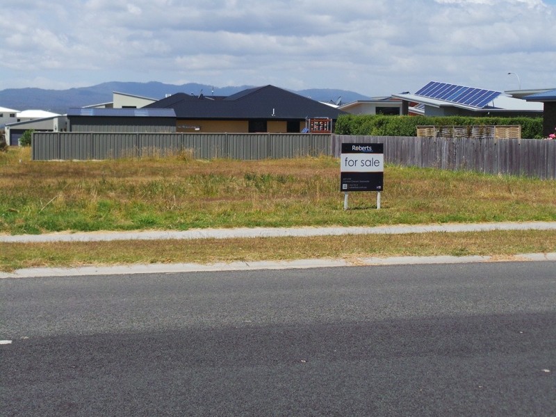 15 Alexander Street, Shearwater TAS 7307