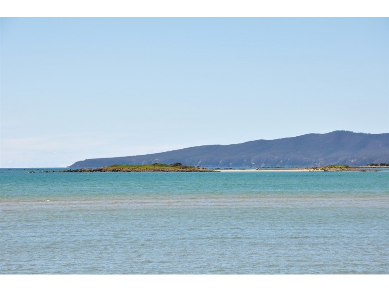 8/16 Dumbleton Street, Hawley Beach TAS 7307