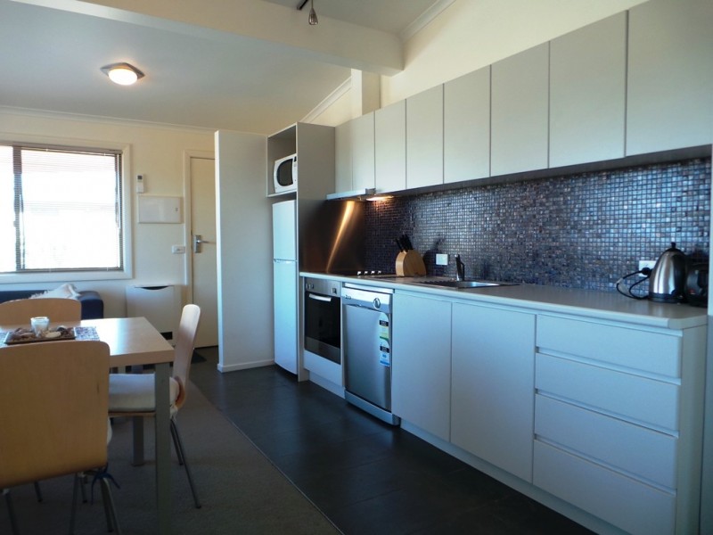 8/16 Dumbleton Street, Hawley Beach TAS 7307