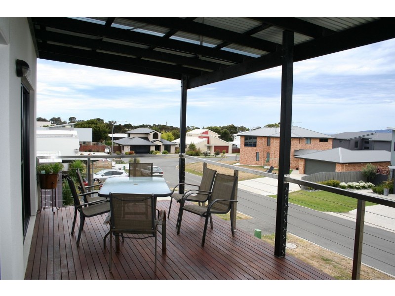 1 Paradise Place, Hawley Beach TAS 7307