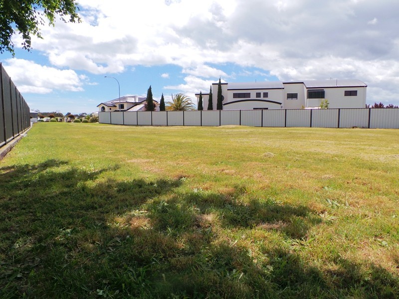 12 Shore Court, Shearwater TAS 7307