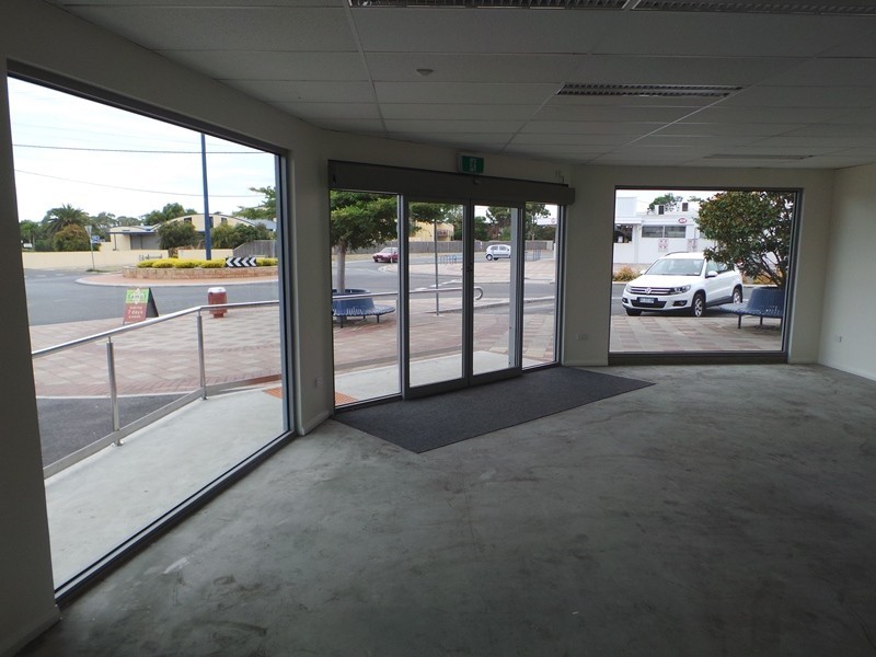 Shop 4/1-3 Club Drive, Shearwater TAS 7307