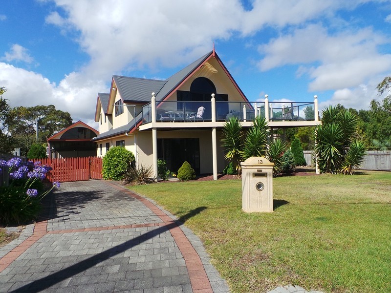 13 Shearwater Esplanade, Shearwater TAS 7307