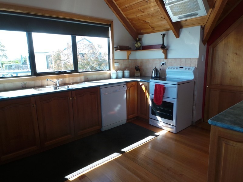 13 Shearwater Esplanade, Shearwater TAS 7307