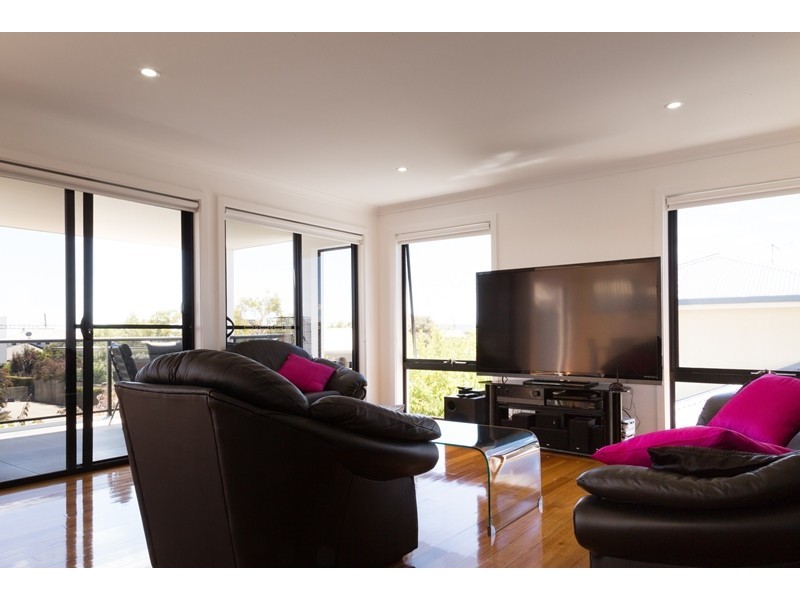 24 Paradise Place, Hawley Beach TAS 7307