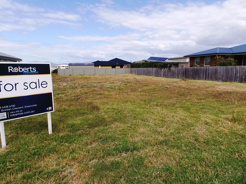 15 Alexander Street, Shearwater TAS 7307