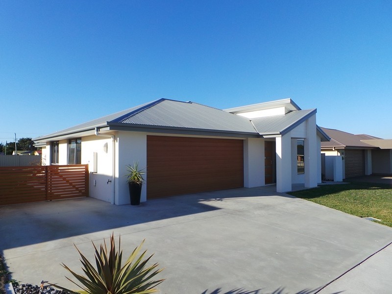 6 Banksia Rise, Shearwater TAS 7307