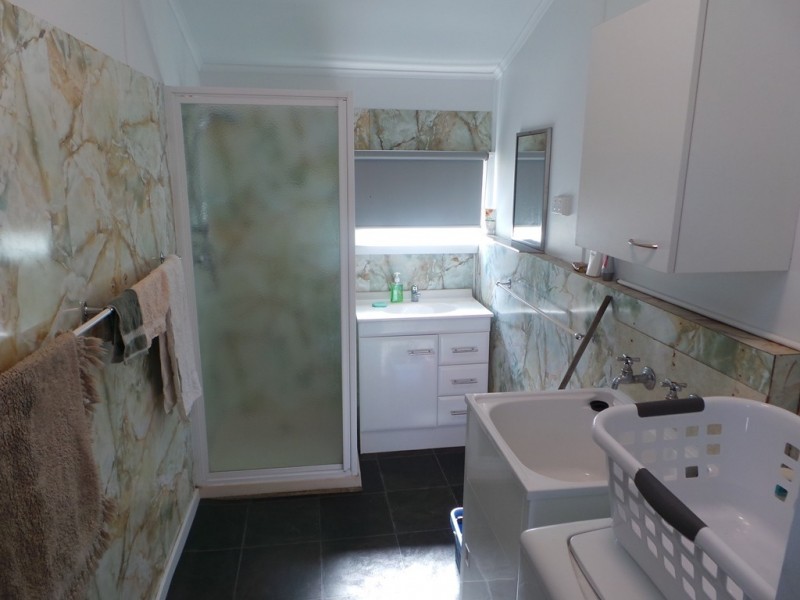 8 Hawley Esplanade, Hawley Beach TAS 7307