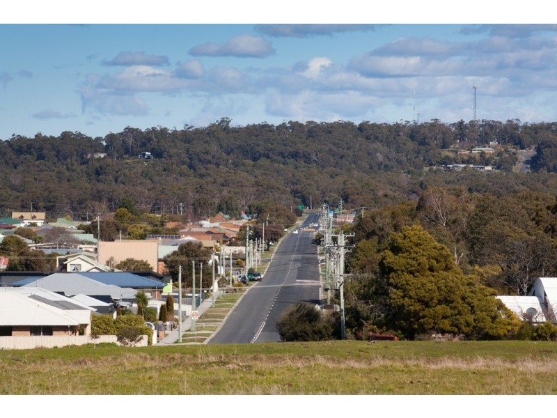 42 Dumbleton Street, Hawley Beach TAS 7307