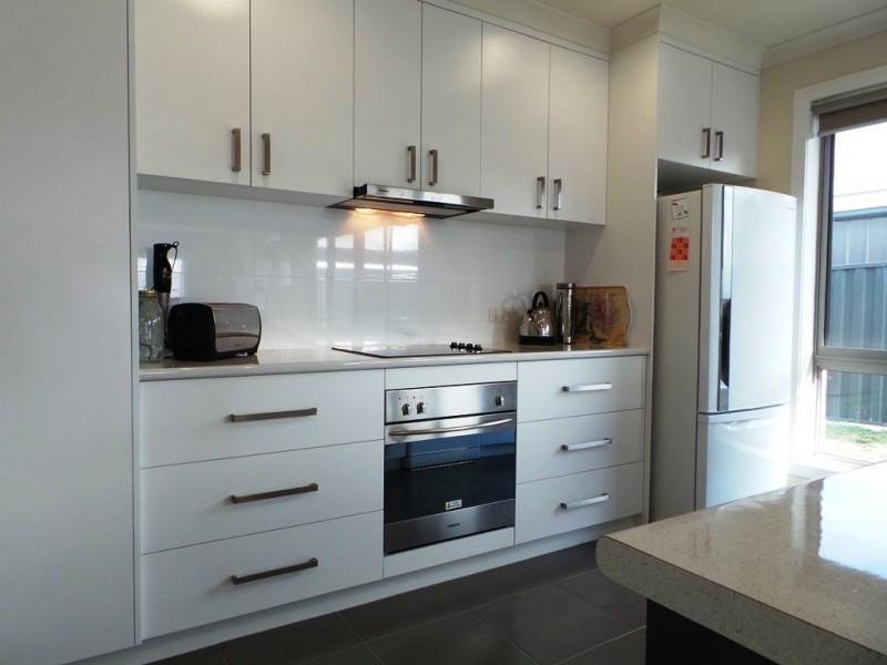 2/8 Merlot Court, Hawley Beach TAS 7307