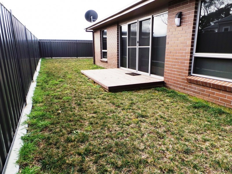 2/8 Merlot Court, Hawley Beach TAS 7307