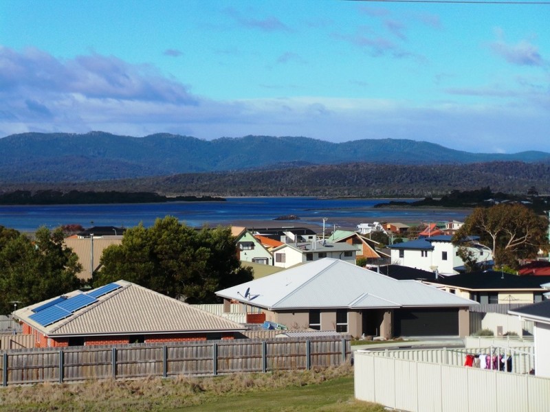 11 Broadwater Court, Shearwater TAS 7307