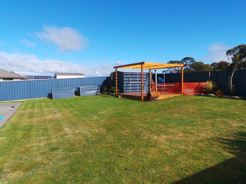 11 Broadwater Court, Shearwater TAS 7307