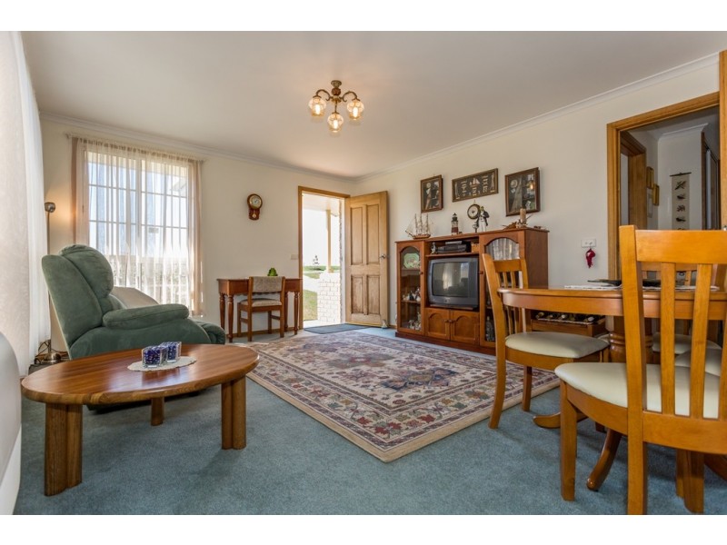 1/23 Dumbleton Street, Hawley Beach TAS 7307