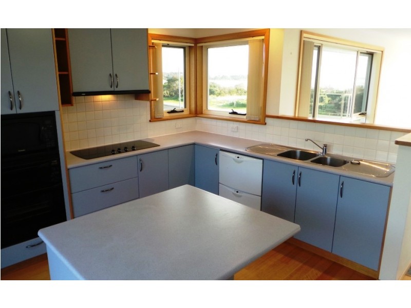 19 Shearwater Esplanade, Shearwater TAS 7307