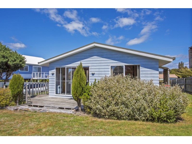 24 Dumbleton Street, Hawley Beach TAS 7307