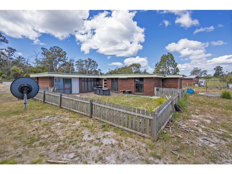 114 Charles Street, Squeaking Point TAS 7307