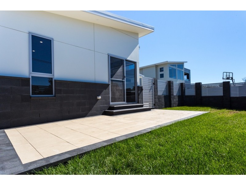 13 Bluewater Crescent, Shearwater TAS 7307