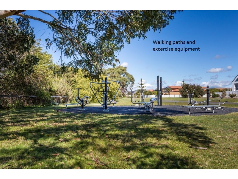 13 Bluewater Crescent, Shearwater TAS 7307