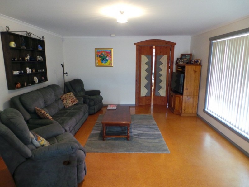 16 Bluewater Crescent, Shearwater TAS 7307