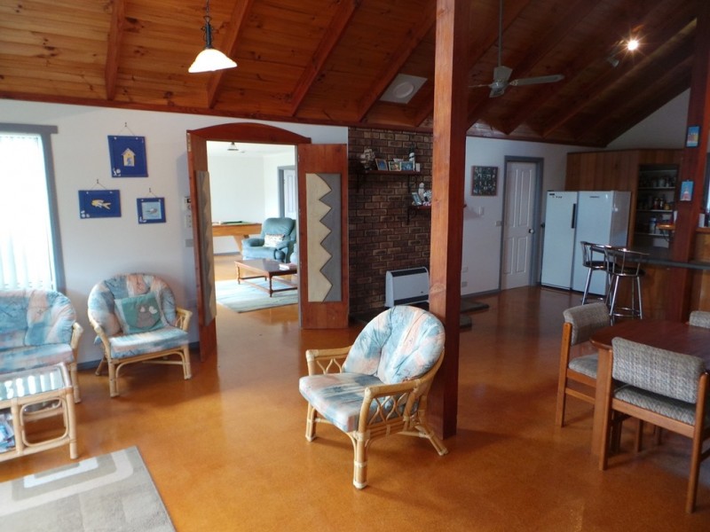 16 Bluewater Crescent, Shearwater TAS 7307