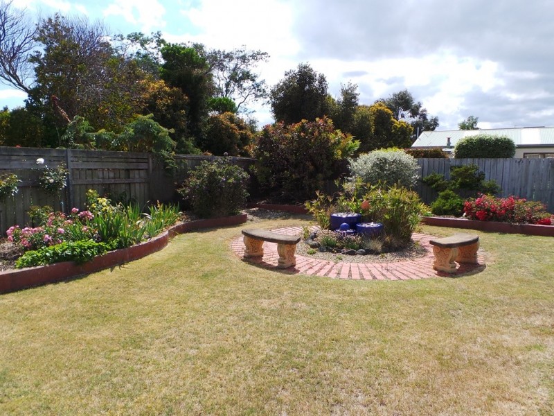 16 Bluewater Crescent, Shearwater TAS 7307