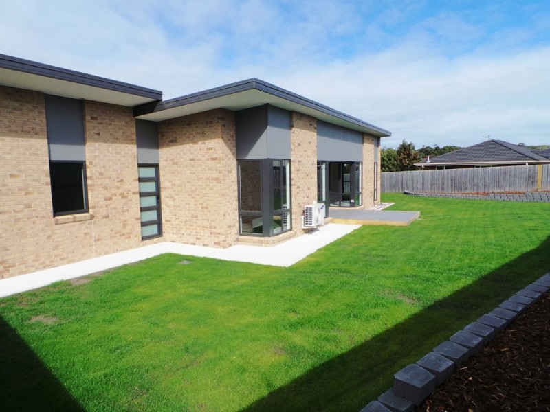 3 Tranquil Place, Shearwater TAS 7307