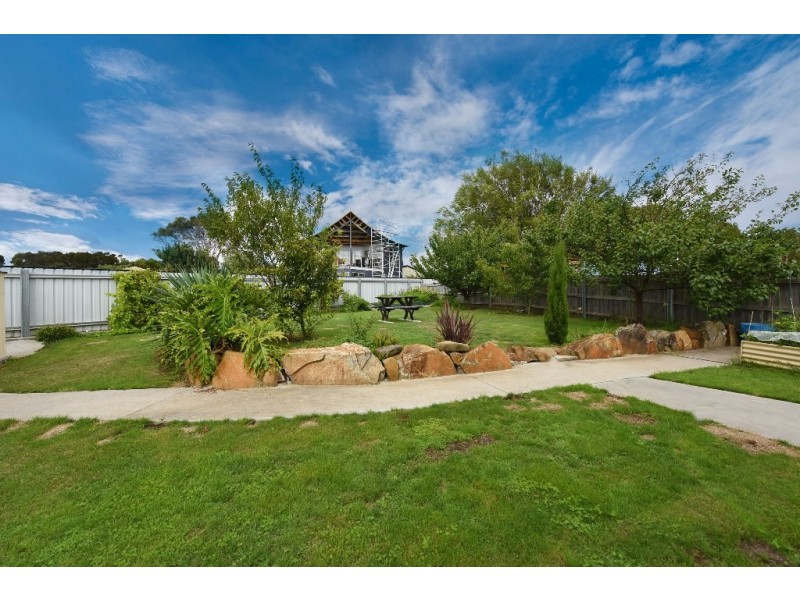 2 Meadowsweet Close, Hawley Beach TAS 7307
