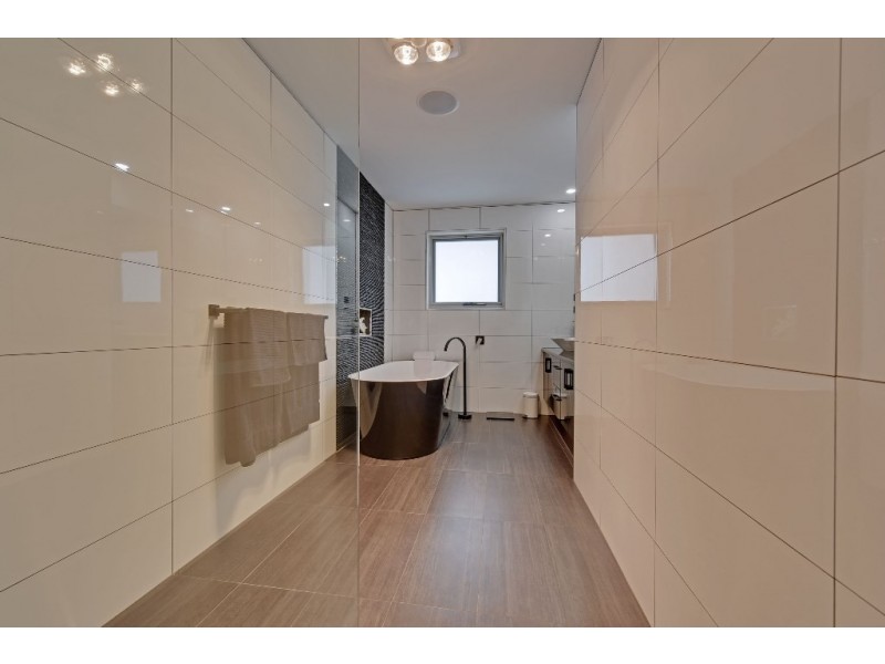 10 Banksia Rise, Shearwater TAS 7307