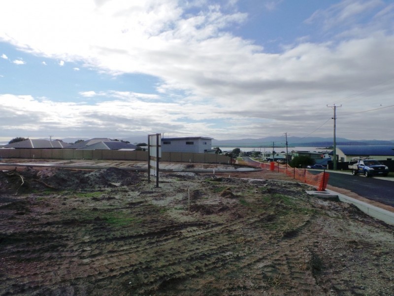 16 Arthur Street, Shearwater TAS 7307