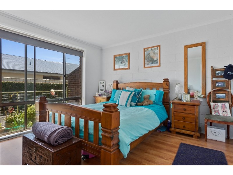 2/66 Alexander Street, Shearwater TAS 7307