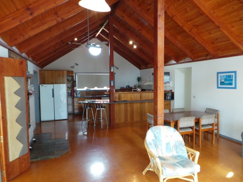 16 Bluewater Crescent, Shearwater TAS 7307